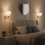 lampe murale moderne dorée plissée fixée mur abat jour blanc led opaque