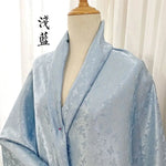 tissu jacquard fleurs blanches vert bleu clair rose pâle kimono traditionnel opaque polyester élasthanne
