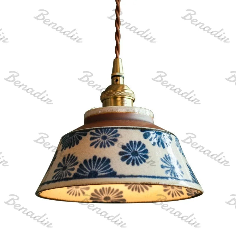 lampe suspendue vintage céramique fleurs bleues blanc rayures multicolores cordon doré