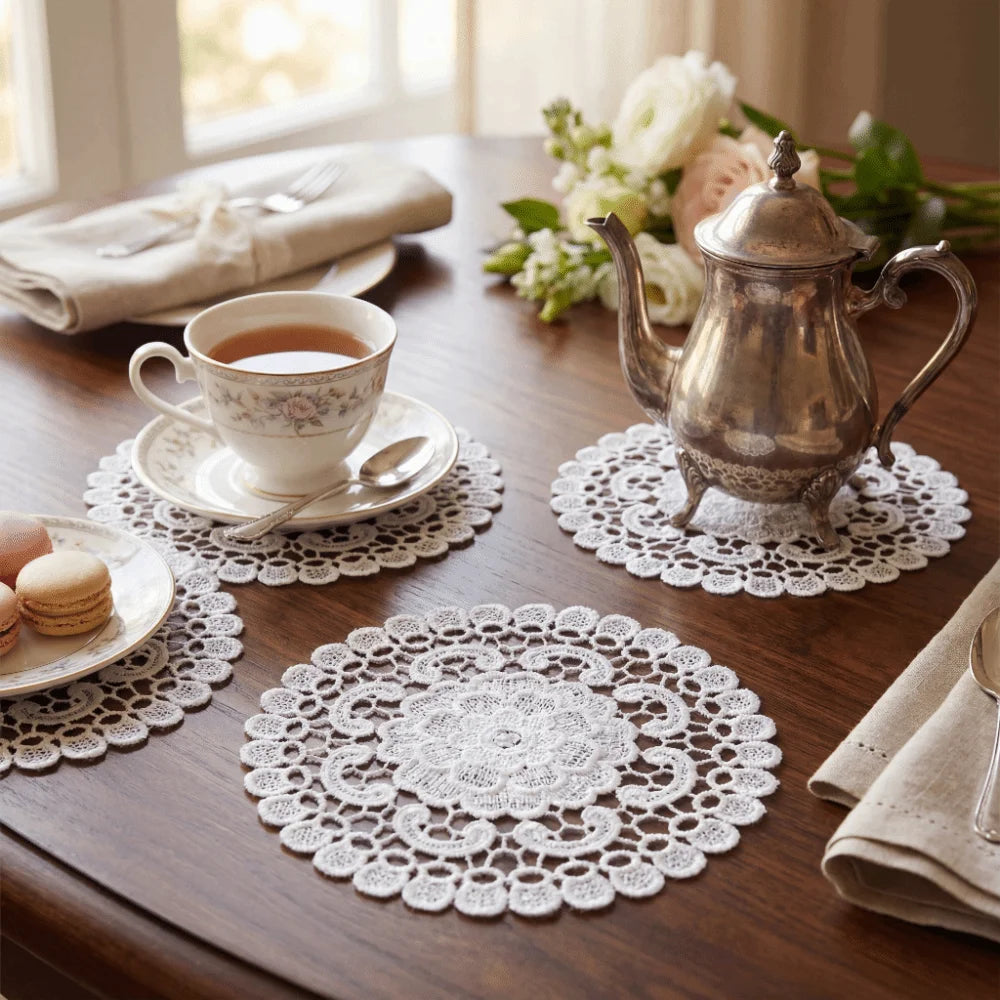 serviettes table dentelle blanche brodée fleur classique réutilisable maison fête pastorale