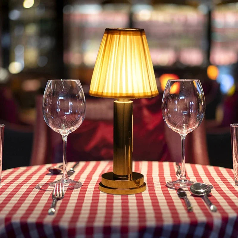 lampe table moderne dorée plissée led rechargeable nuit chambre coucher décoration nordiqueOpaque