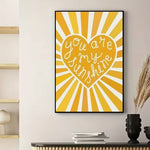 affiche murale moderne sunshine rayons soleil jaune salon chambre deco minimaliste