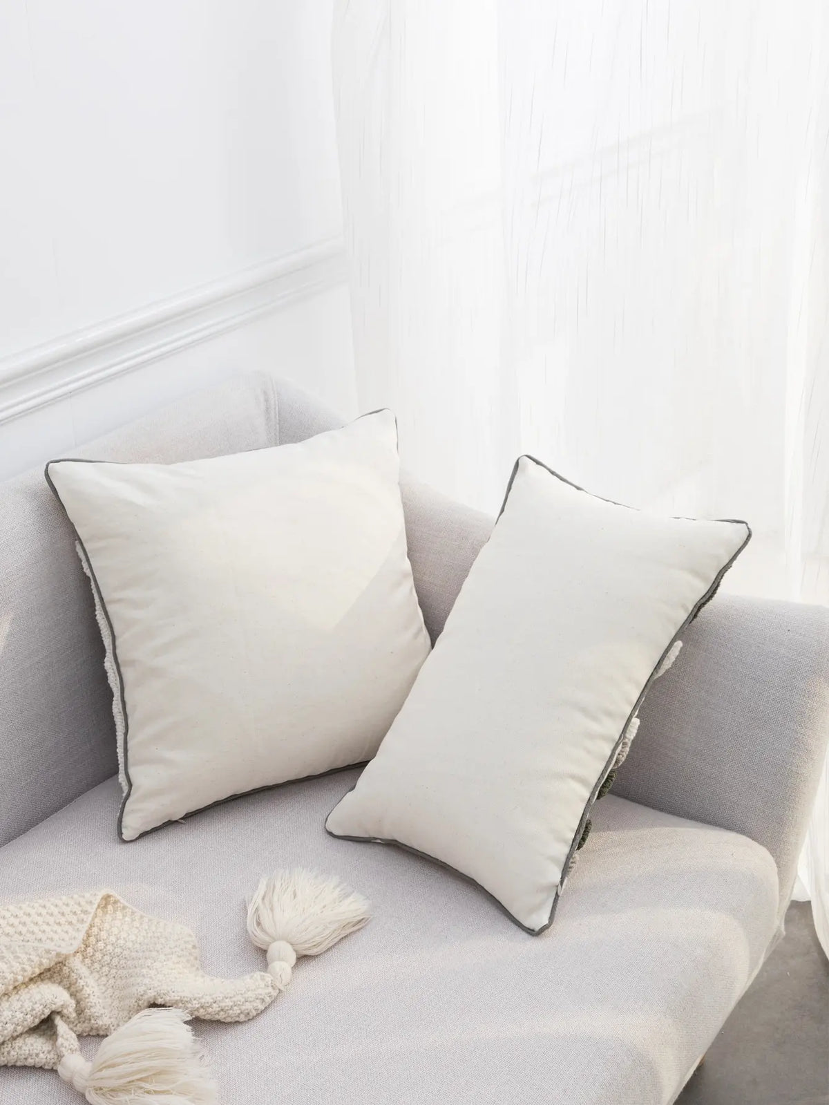 housse coussin géométrique contemporain blanc gris noir décoration salon chambre coucher