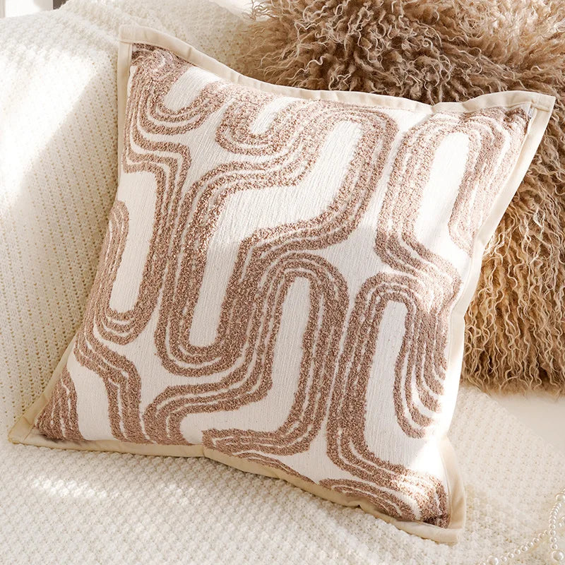 housse coussin décorative motif floral beige marron texture douce canapé lit salon moderne élégant