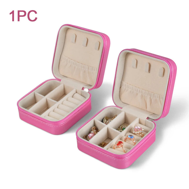 boîte bijoux velours beige portable moderne zippée rose blanche verte