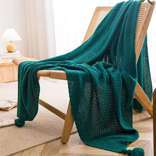 couverture tricotée marron clair gris vert pompons hiver classique portable hospitalière voyage
