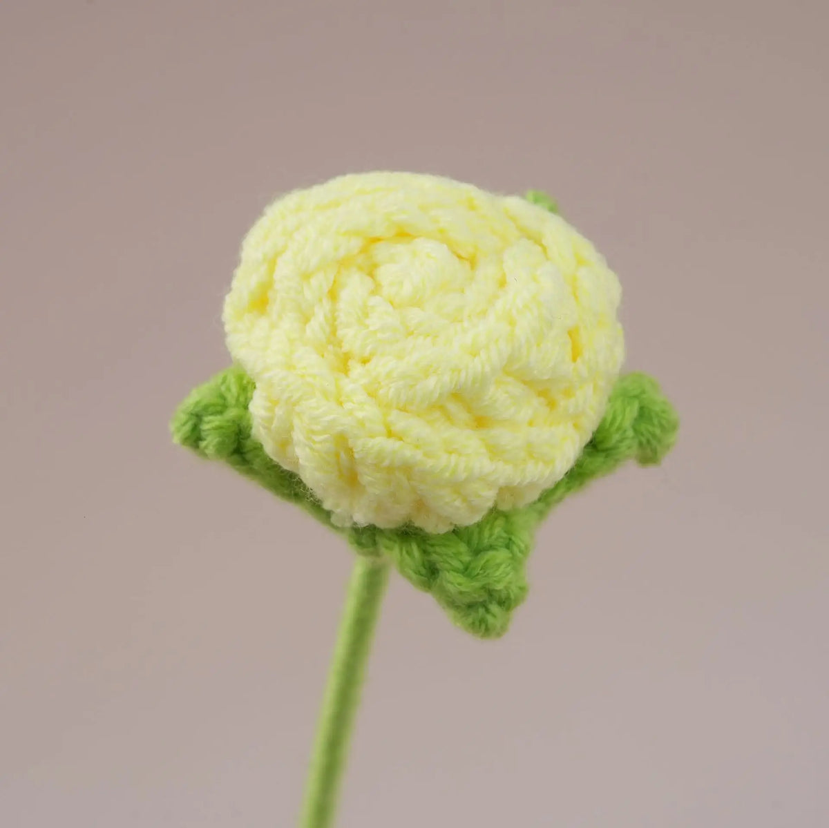 fleurs artificielles tricotées violet orange rose bleu blanc rouge jaune artisanale crochet decoration maisonintérieur