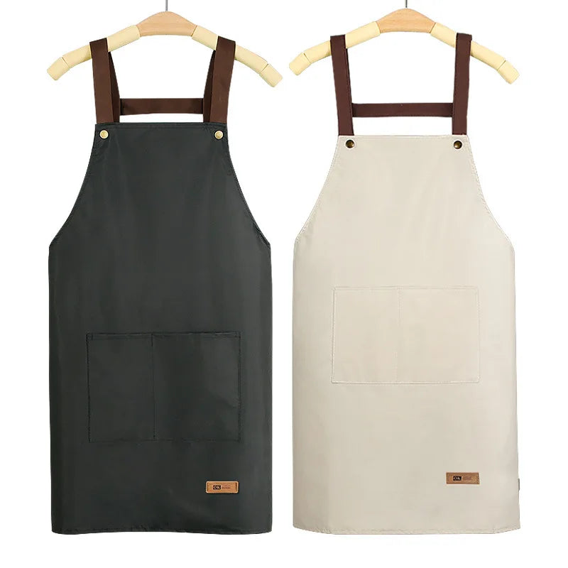 tablier cuisine toile gris foncé beige clair poche avant élégants cuir vert foncé marron