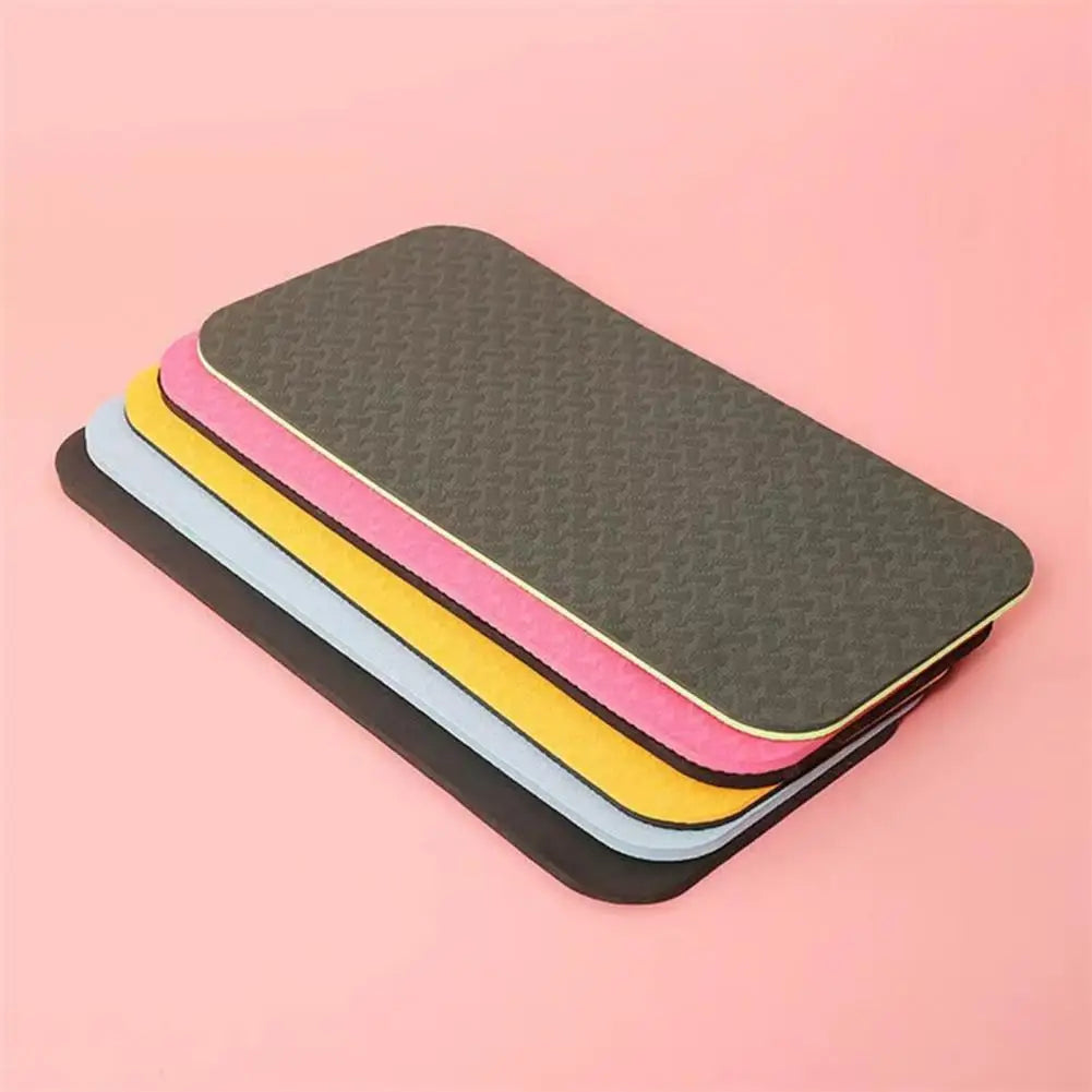 tapis sol moderne multi couleurs texture micro piquetée adhésif épaisseur 6mm bleu rose gris