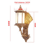 lampe murale dorée classique ornements sculptés coquille plume fixations murales éclairage maison baroque