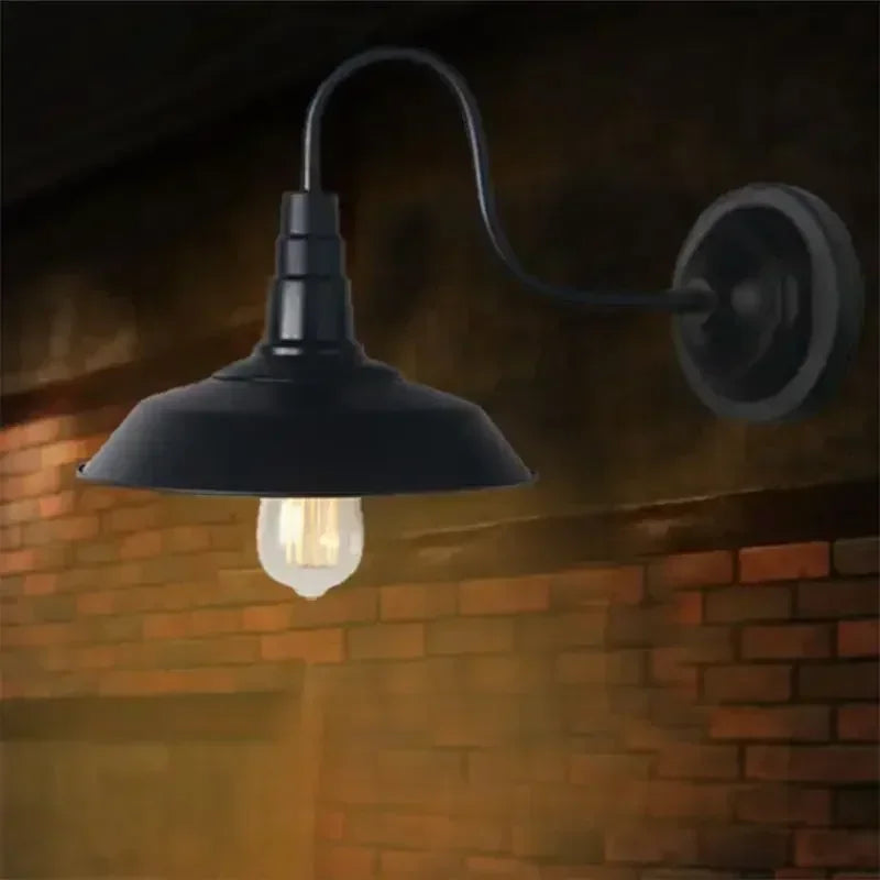 lampe murale industrielle noir mat éclairage quotidien cuisine salle manger flux lumineux 2000 82000