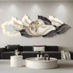 horloge murale moderne décorative feuilles stylisées effet marbré blanc noir or