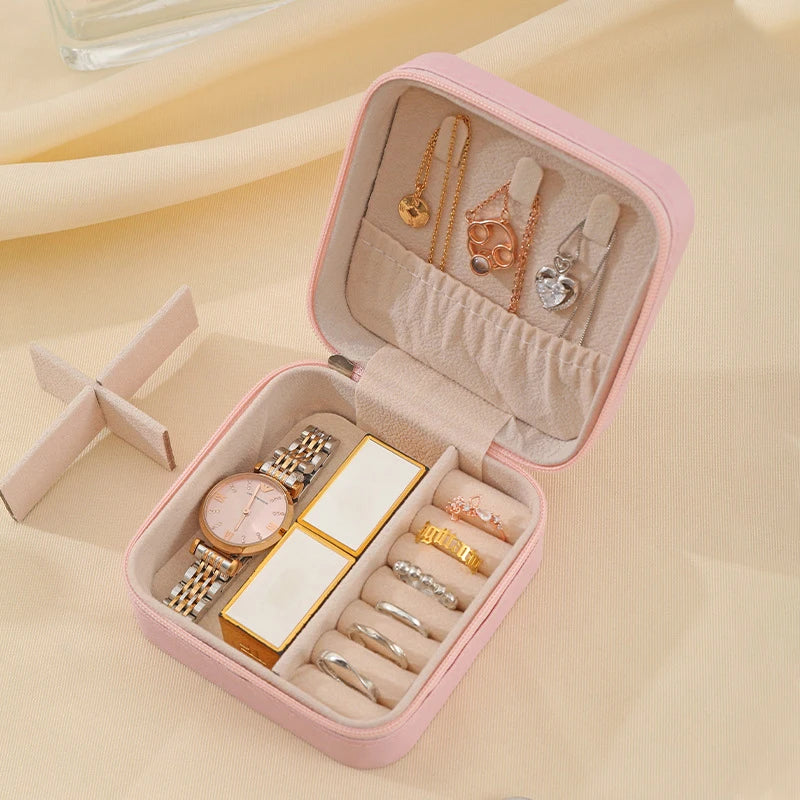 boîte bijoux velours beige portable moderne zippée rose blanche verte