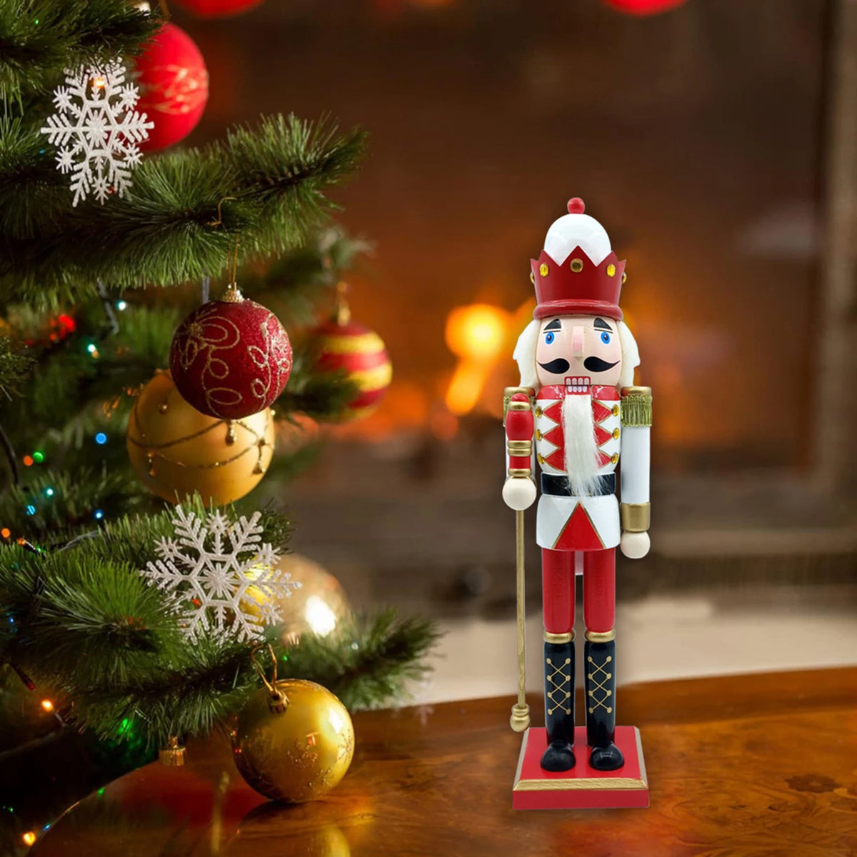 Figurine de Noël casse-noisette colorée