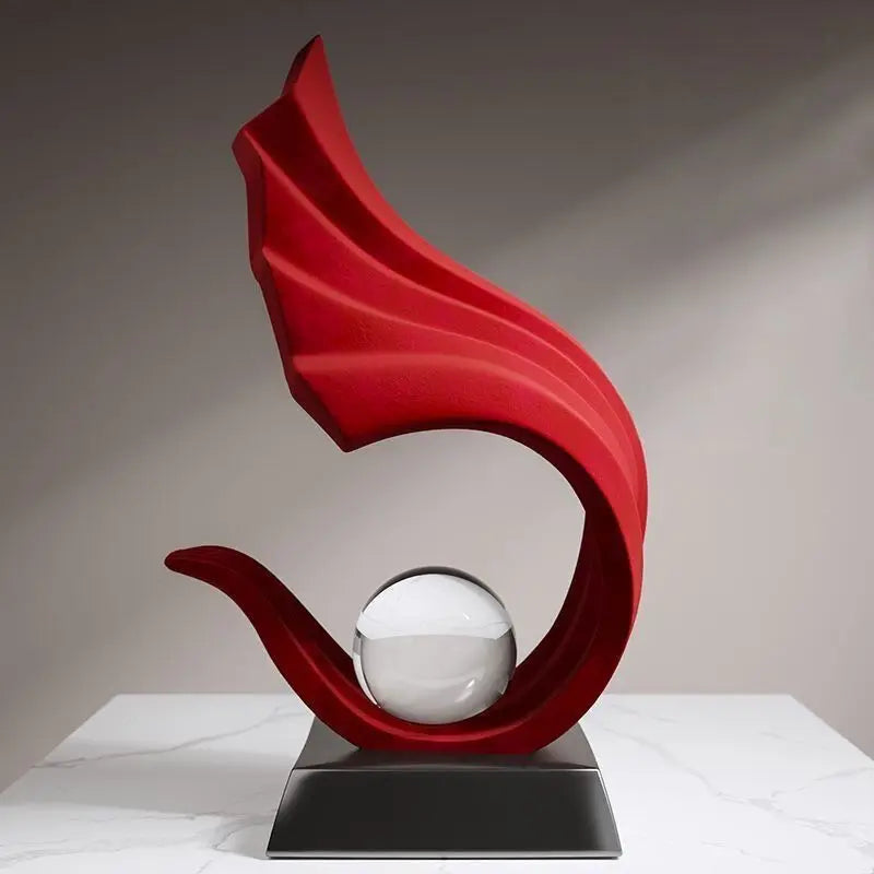 ornement feng shui sculpture abstraite rouge or blanc contemporain minimaliste base plate sphère transparente
