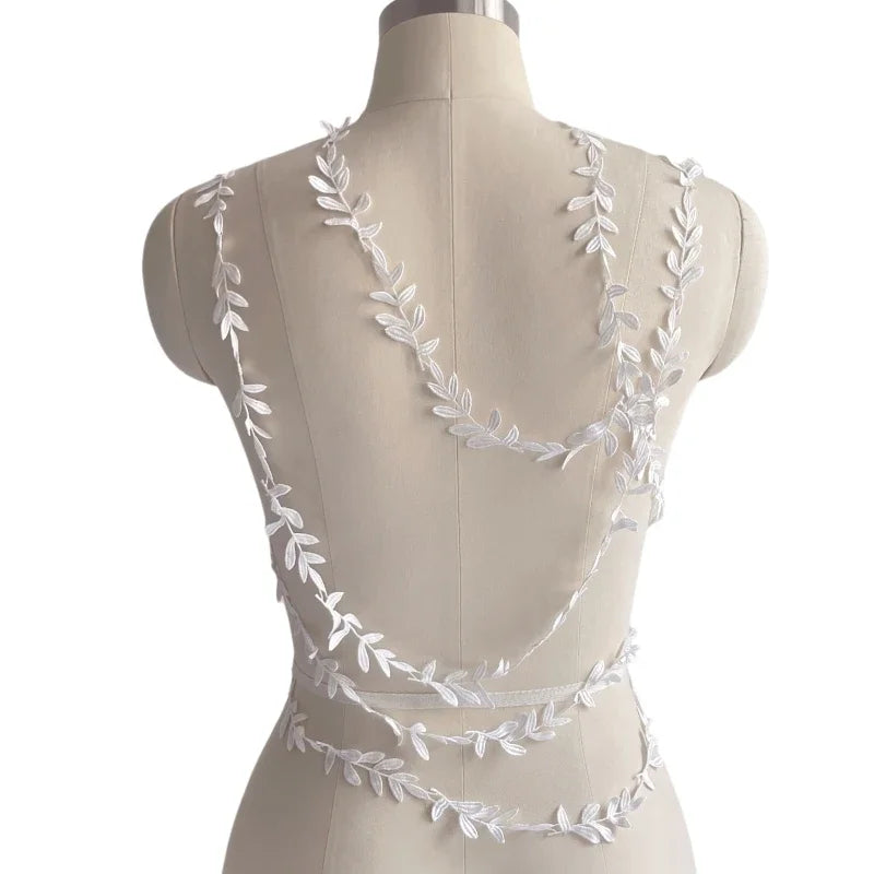 ruban décoratif élégant feuilles stylisées polyester blanc noir soluble eau