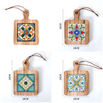 planche découper artisanale motifs floraux colorés cartes d'information bois naturel 20cm 14cm