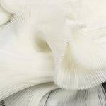 tissu polyester blanc rayures verticales robe soirée élégante jupe plissée manches longues haute couture