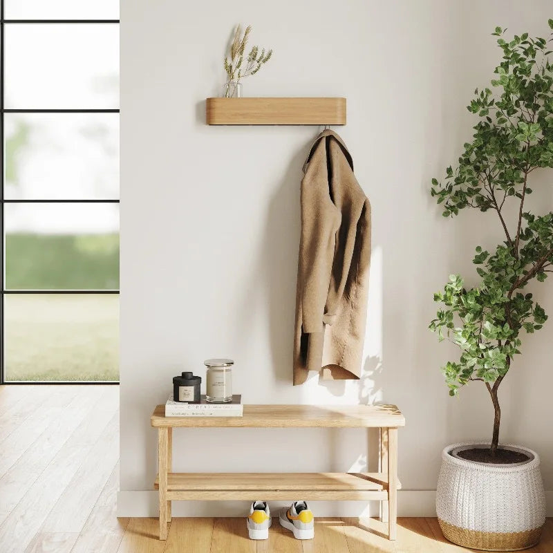 Porte-manteau mural gris clair avec crochets cachés pour couloir