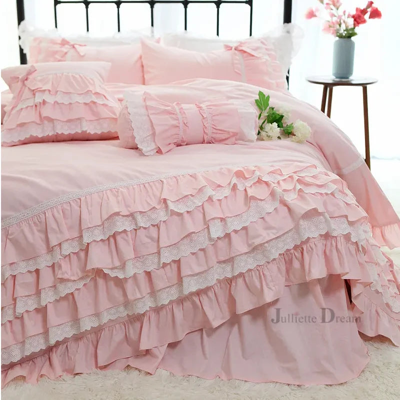 Housse de couette rose avec accessoires de literie