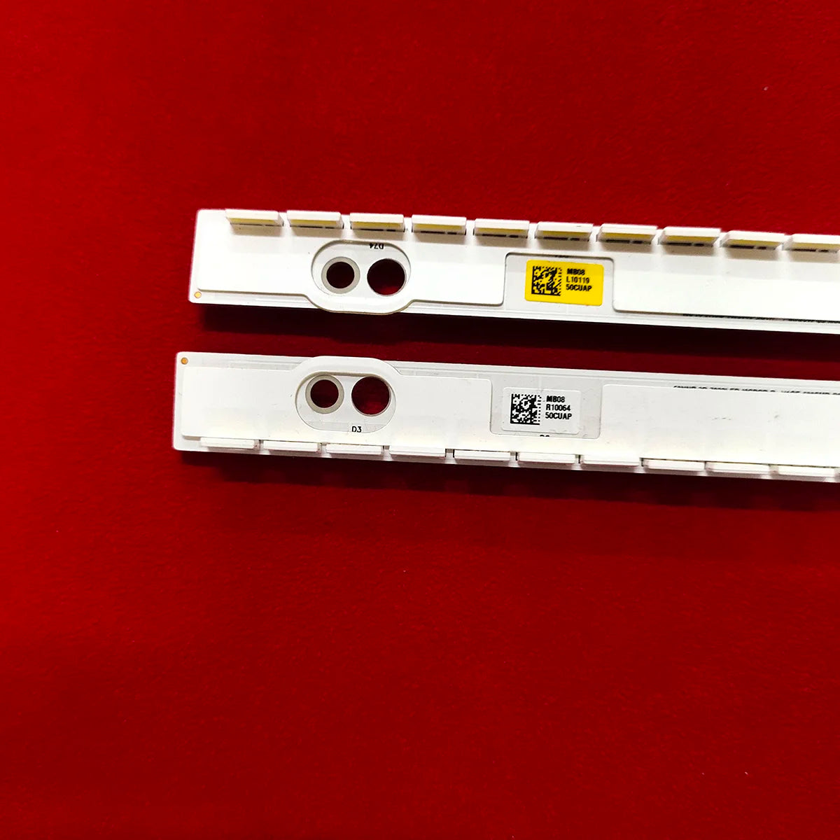 barre lumineuse led blanc moderne connecteurs 620mm 3v 2pcs d64 d78