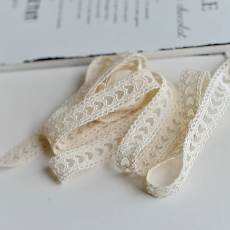 ruban dentelle blanc crème motif coeurs 2cm largeur vintage opacité écolo tissu polyester coton
