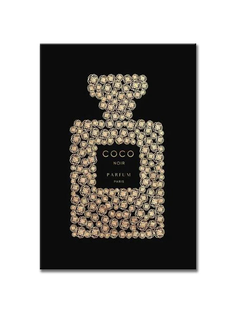 tableaux decoratifs modernes fond noir marbrure cocO parfum visage relief doré chambre salon decoration