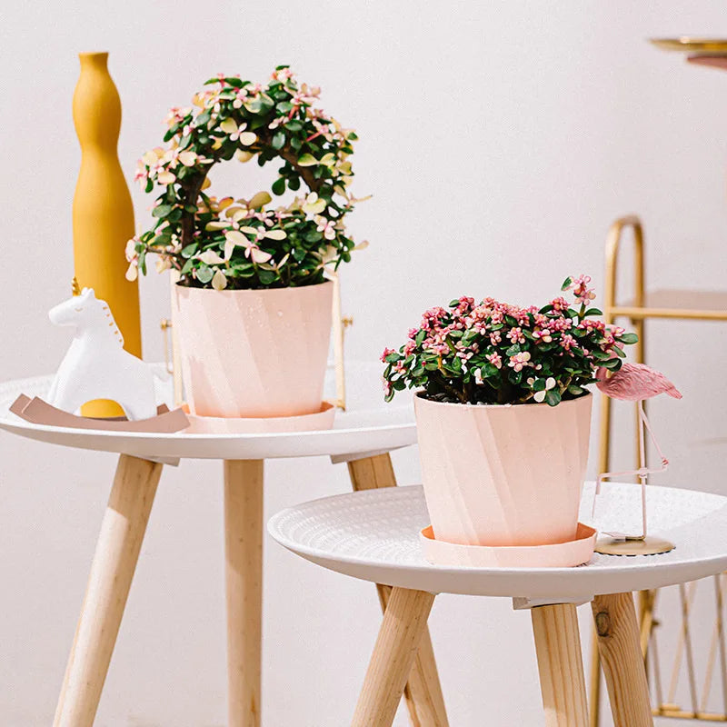 pots fleurs grandes tailles plastique blanc bleu rose rayures modernes minimaliste plateau medium large