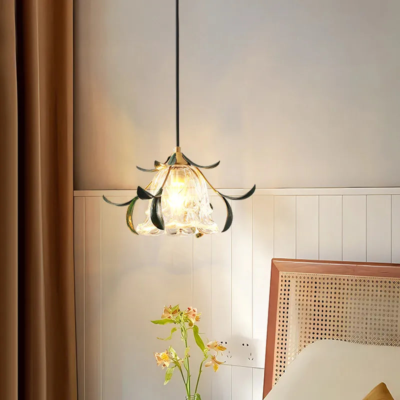 suspension lumineuse led transparente fleurs stylisées moderne vintage chambre restaurant