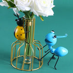 figurines insectes decoratives metal rouge vert orange bleu jaune antennes corps exterieur jardin mur