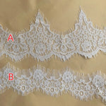 dentelle blanche fleurs franges broderie fine tissu polyester opaque mariage décoration textile