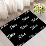 tapis sol moderne noir blanc logo titleist décor intérieur maison entrée salon luxe