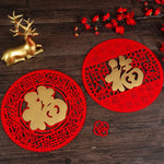 décoration murale artisanale rouge doré papier découpé caractère