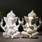 statues religieuses détaillées dorures blanc classique opalescent ornements hindouisme feng shui décoration maison