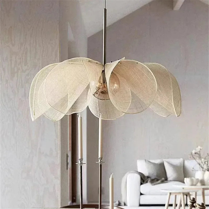 lampe suspendue tissu beige clair texture organique moderne câble noir suspension
