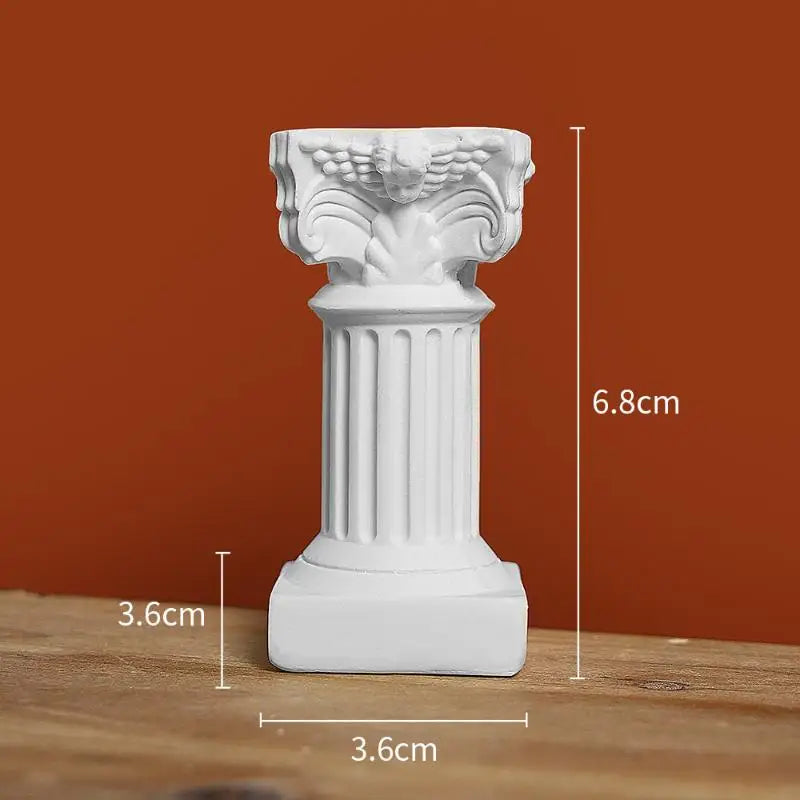 décoration intérieure colonne classique sculptée or noir blanche ange statuaire