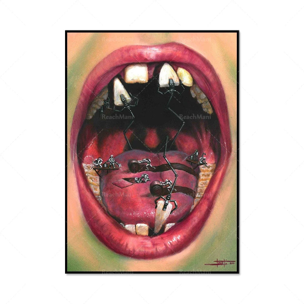 Une bouche grande ouverte avec des dents noires et des piercings métalliques représente une image choquante et provocante.