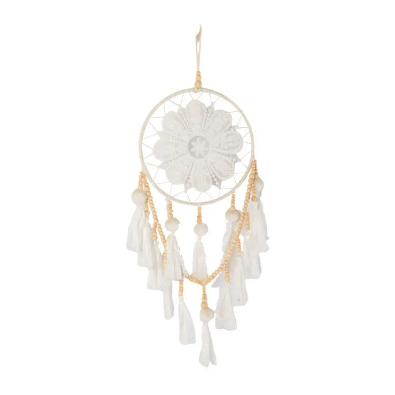 attrape rêves boho chic blanc beige dentelle pompons cordon textile tissu décoration chambre