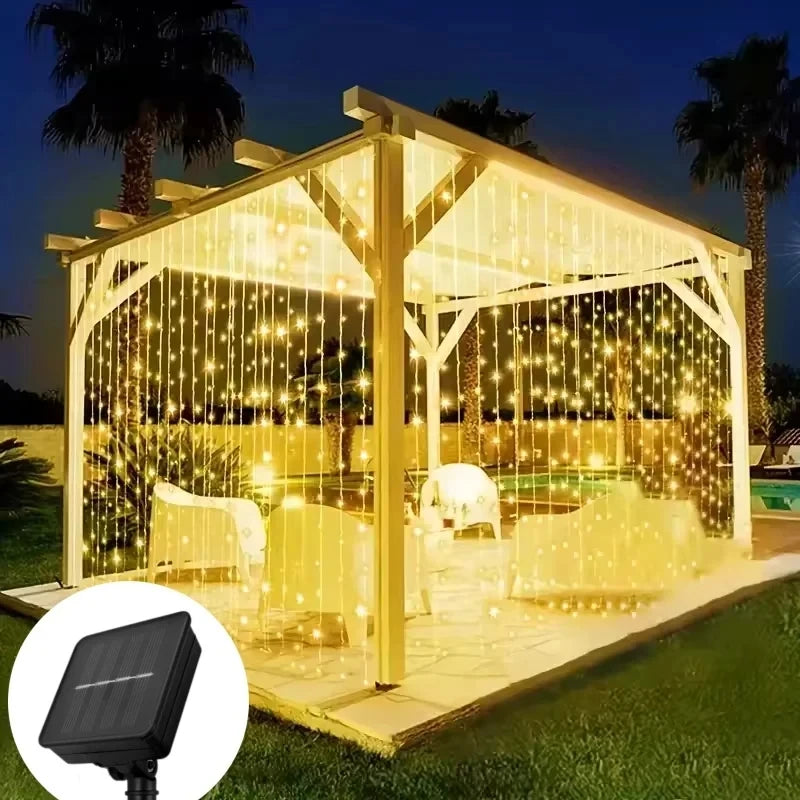 guirlande lumineuse rideau cascade jaune blanc extérieur solaire festif decoration pergolaextérieurchaleureux