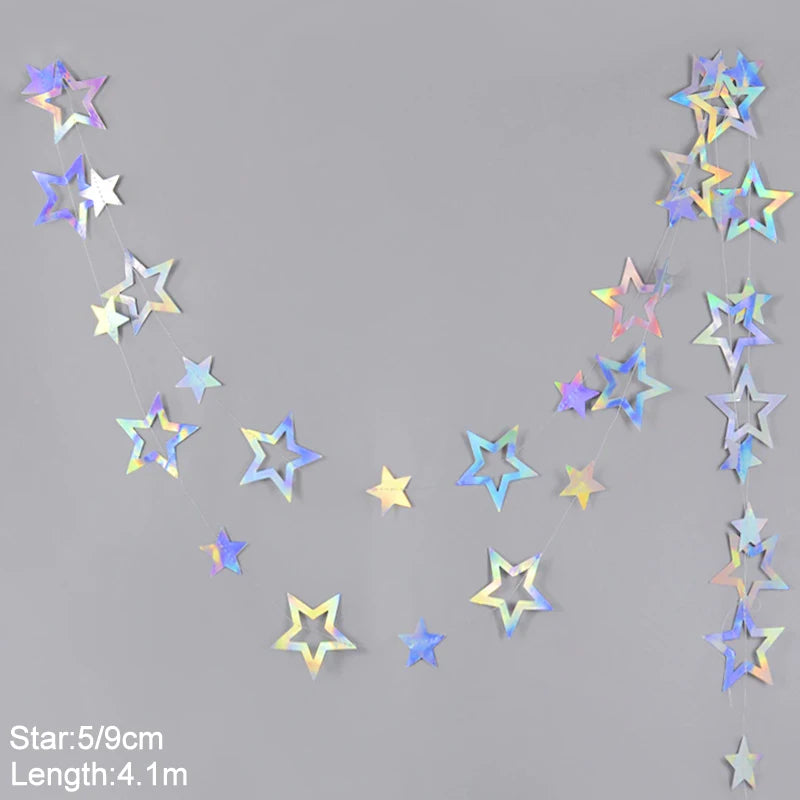 guirlande décorative multicolore stars lunes cercles effet holographique iridescent enfantin cosmique festif