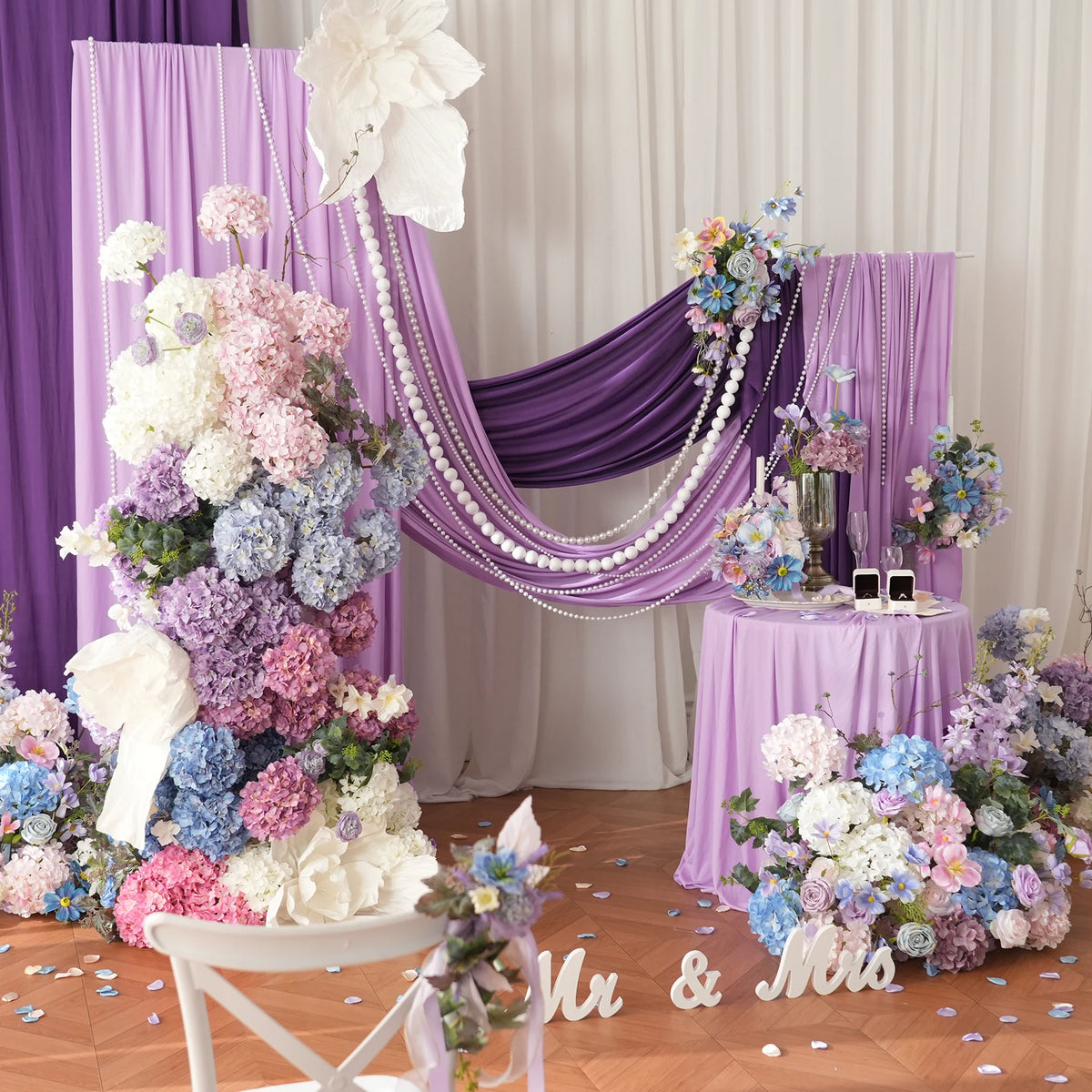 arche mariage fleurs artificielles violet blanc rose bleu classique romantique decoration exterieurintérieur événement festive
