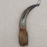 brosse peinture traditionnelle cordelette poils naturels marbrés noir blanc gris