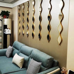 miroirs modernes dorés blancs ovales ondulés élégants décoration muriale chambre coucher