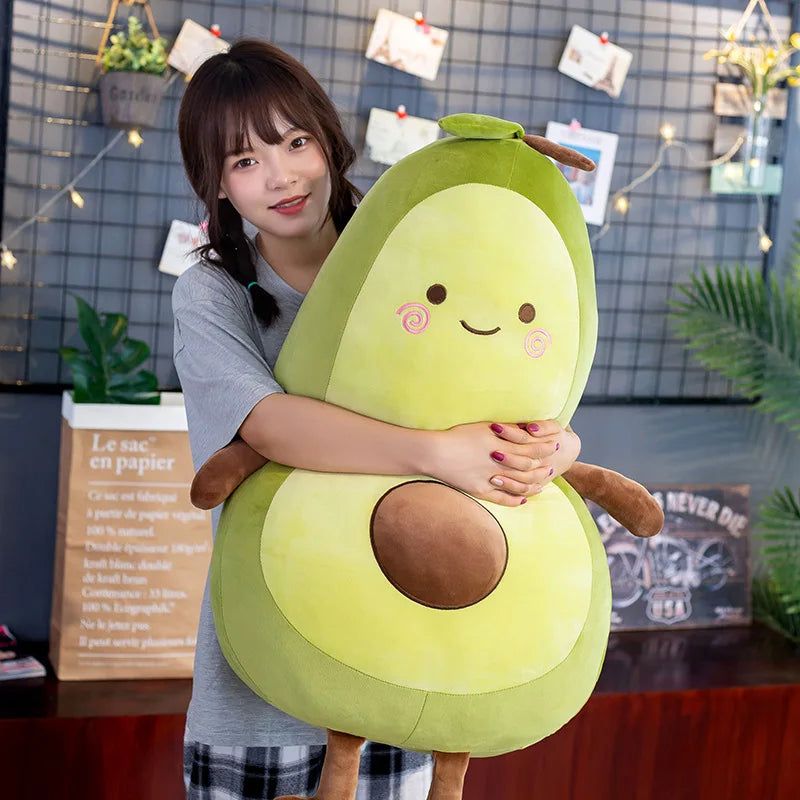 peluche avocat souriant mignon cartoon vert brun lit chambre décoration intérieure française enfants chambre