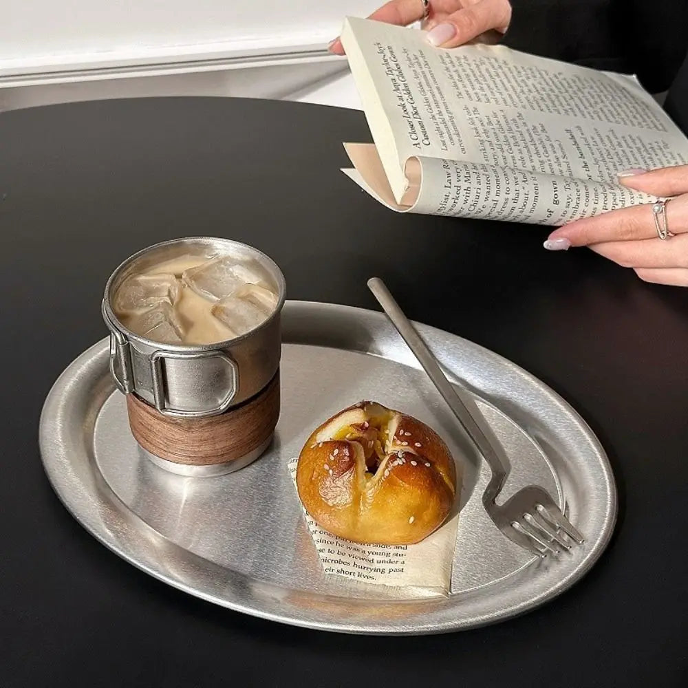assiette ovale argentée moderne minimaliste lisse brossée rangement bijoux dîner