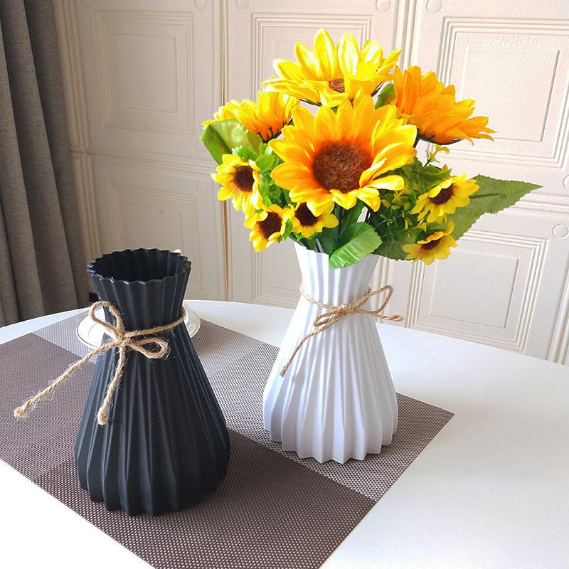 vase decoratif moderne gris blanc noir plissé gaufré faux fleurs tournesol eucalyptus lilas jonquille