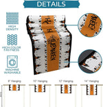 Cette image présente des serviettes de bain décorées de motifs ethniques de couleurs vives, disponibles en différentes tailles pour s'adapter à divers usages. Leurs caractéristiques incluent une haute densité, une grande résistance des couleurs et un entretien en machine.