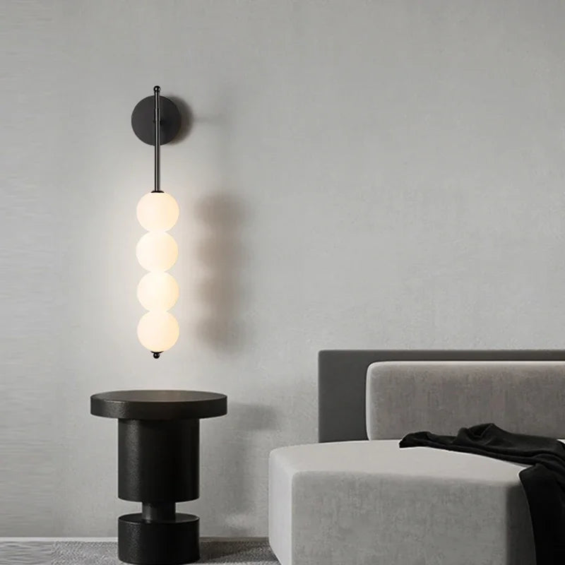 applique murale moderne minimaliste noir globes blancs nordique decoration chambre salon minimaliste