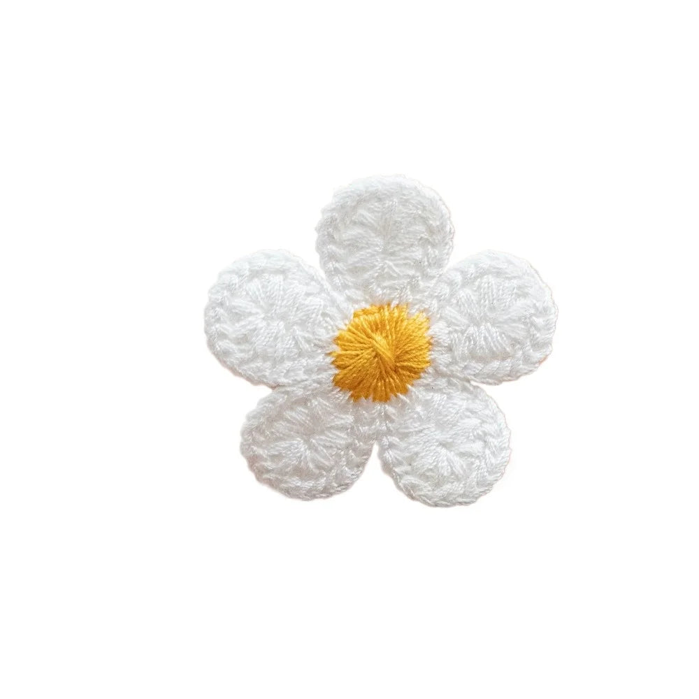 fleurs crochetées main artisanale tringle decoration table mariage pique nique brunch après midi thé