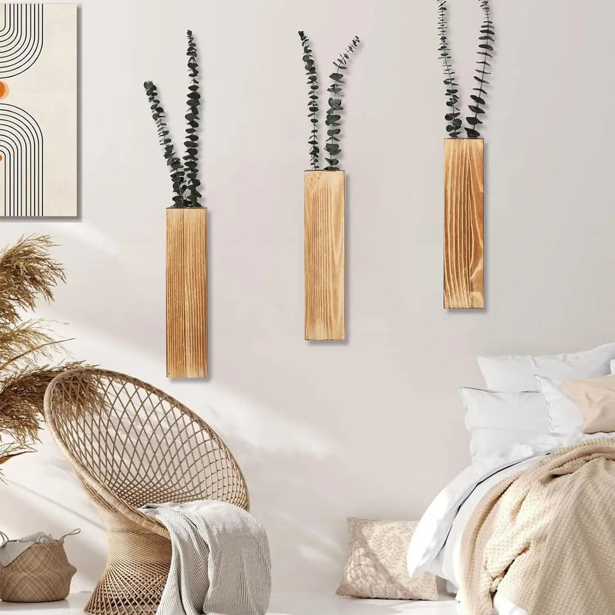 vases muraux bois clair minimaliste eucalyptus roses séchées plante décoration intérieure vert foncé rustic